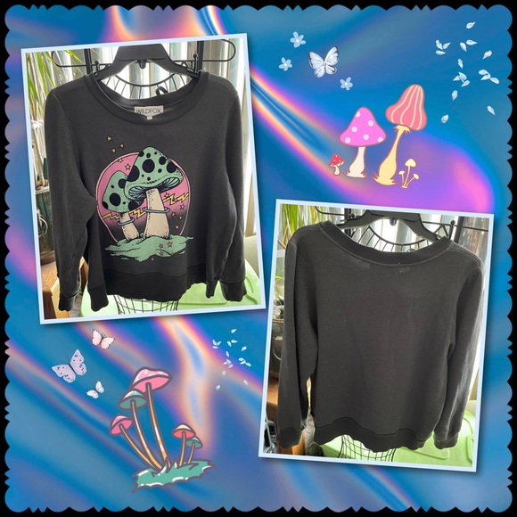 WF Fungi Couch Glow in d'Dark Princess Sweatshirt  EUC - Picture 4 of 5